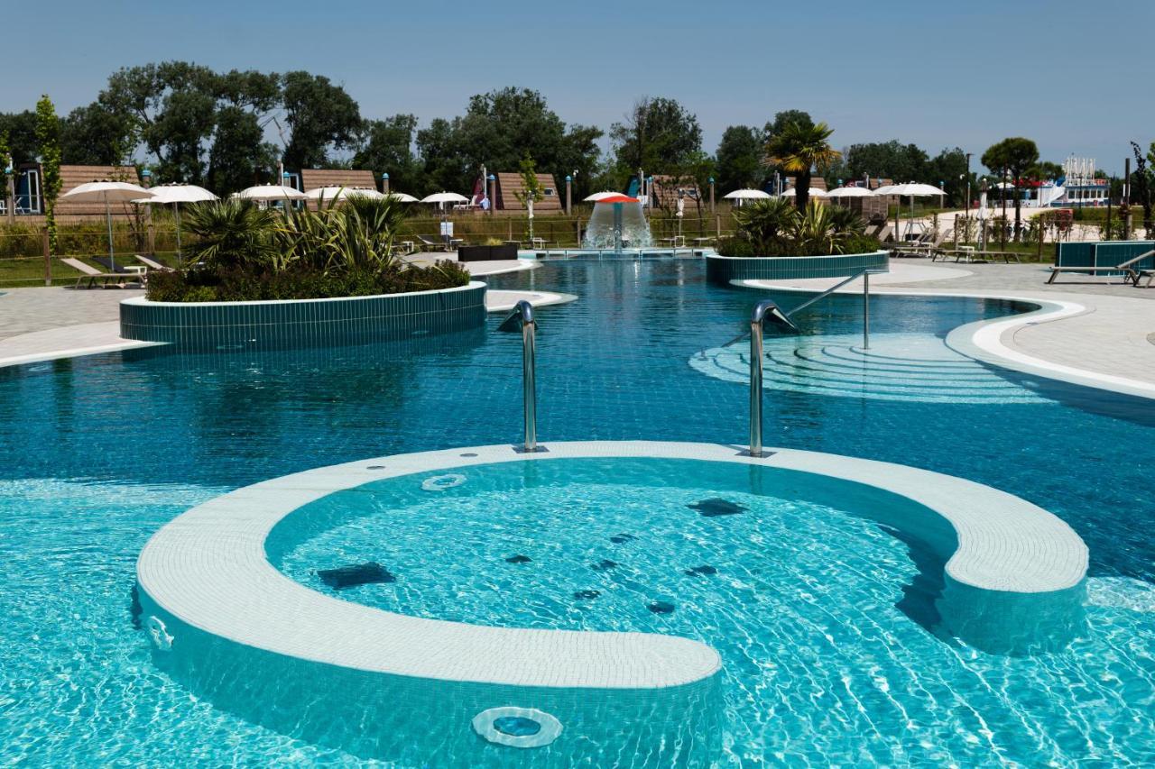Marina Azzurra Resort Линьяно-Саббьядоро Экстерьер фото